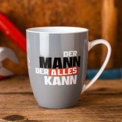 Becher Porzellan „Der Mann der alles kann“ – Geschenk für Kollegen und Freunde