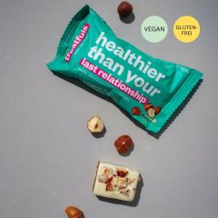 Weiße Haselnuss-Cashew-Riegel „healthier than your last relationship“